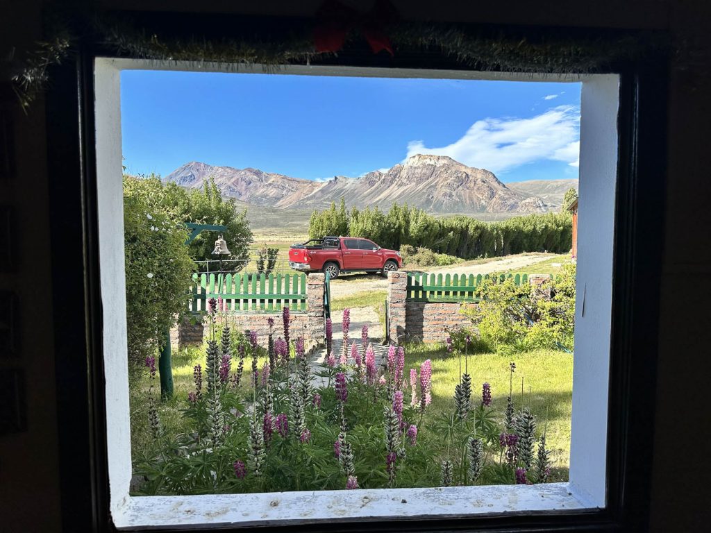 Blick aus dem Fenster der Unterkunft Estancia La Oriental im Perito Moreno Nationalpark