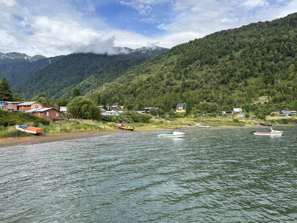 Der Hafen von Puerto Puyuhuapi 