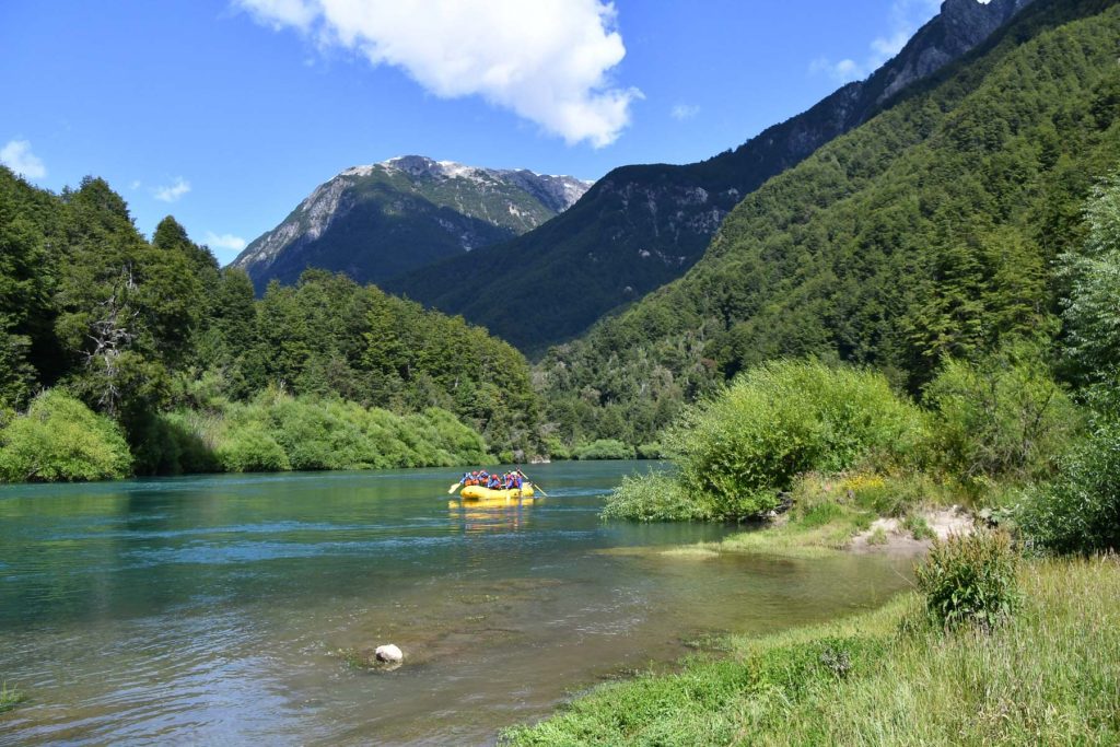 Schlauchboot auf der Futaleufú Rafting Strecke