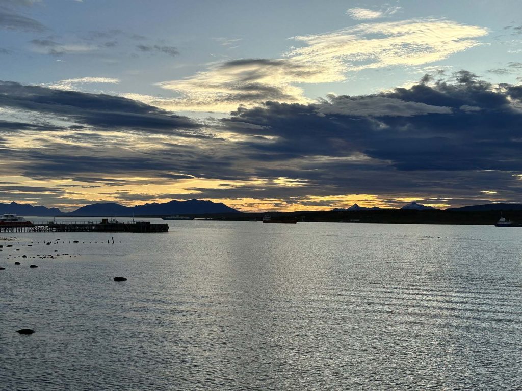 Sonnenuntergang in Puerto Natales, Chile