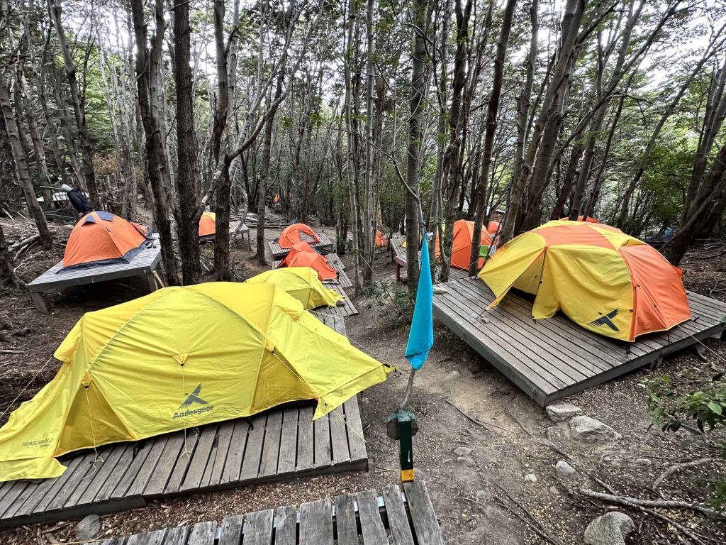 Zeltlager im Campingplatz Frances