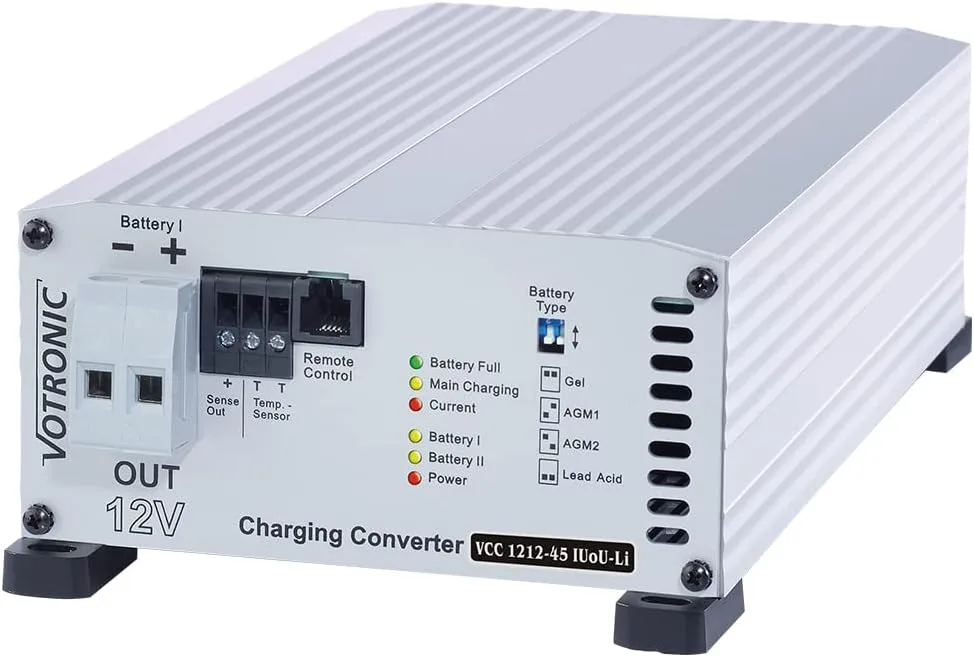 Produktdarstellung eines Ladeboosters für ein Wohnmobil. Hier wird der Lade-Booster Votronic VCC 1212 25 A mit 25 Ampere dargestellt