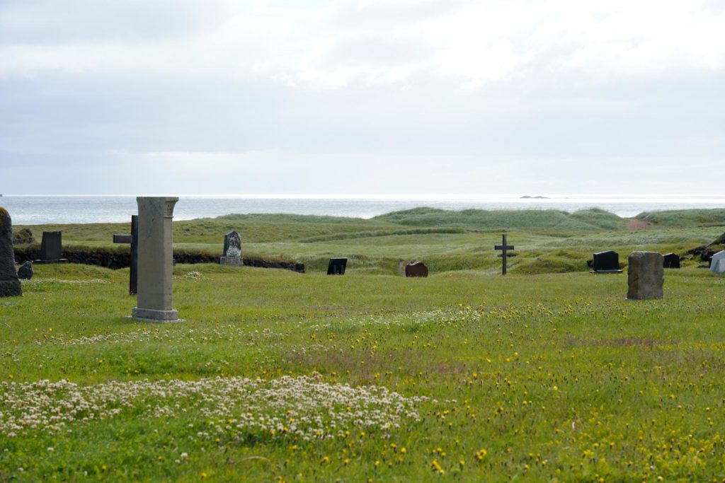 Friedhof - Rundreise Island