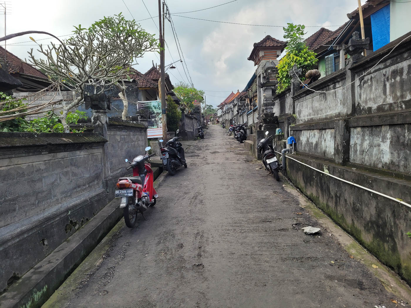 Zugang zum Pura Taman Wassertempel