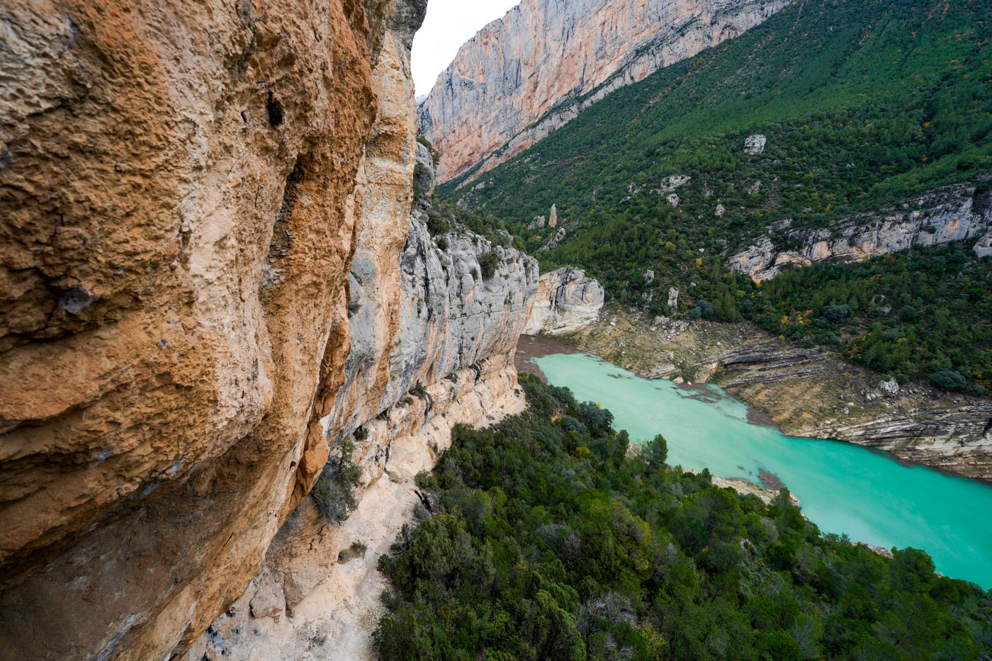 Blick auf den See Canelles