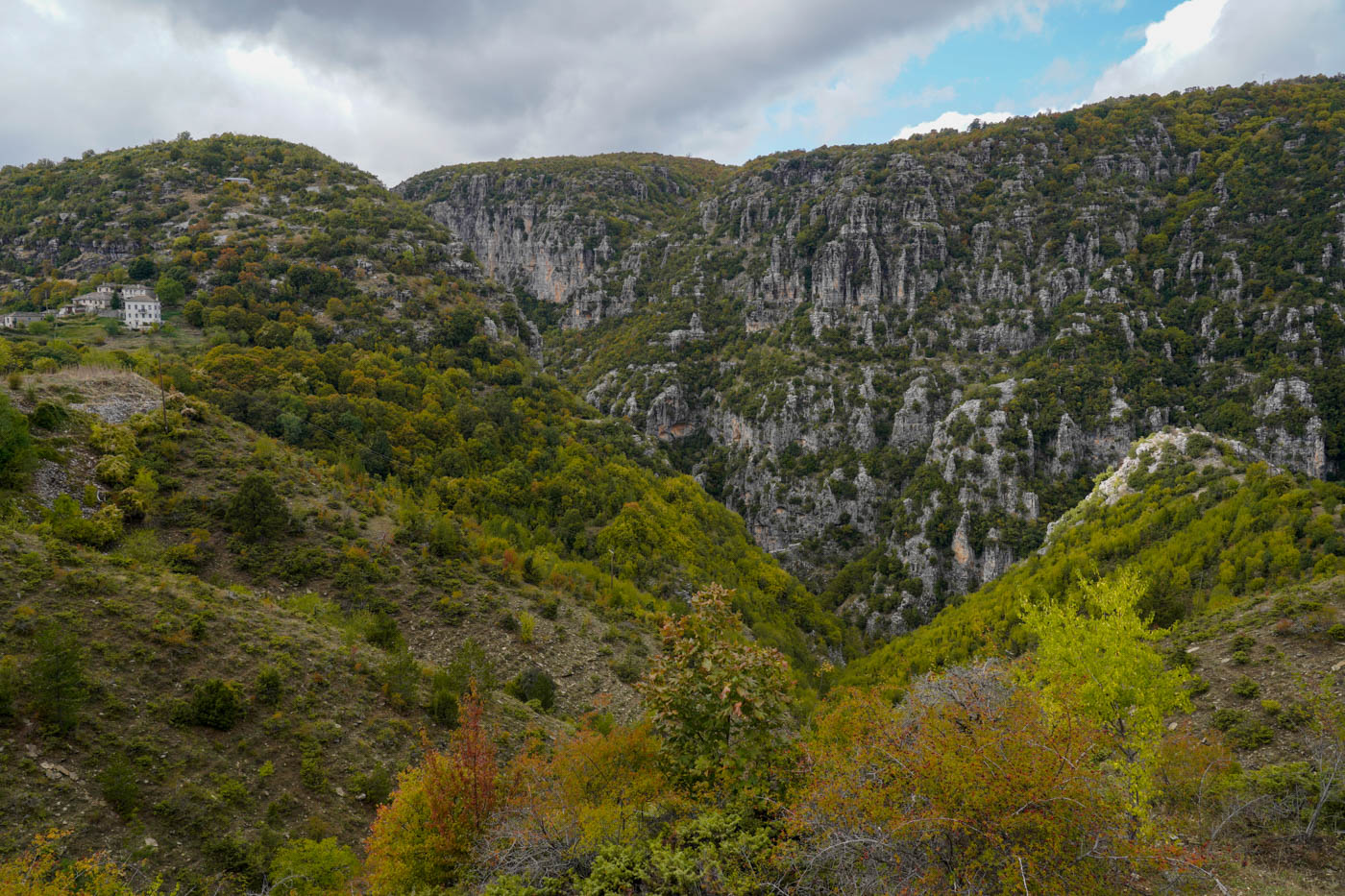 Felslandschaft in der Nähe der Vikos Schlucht