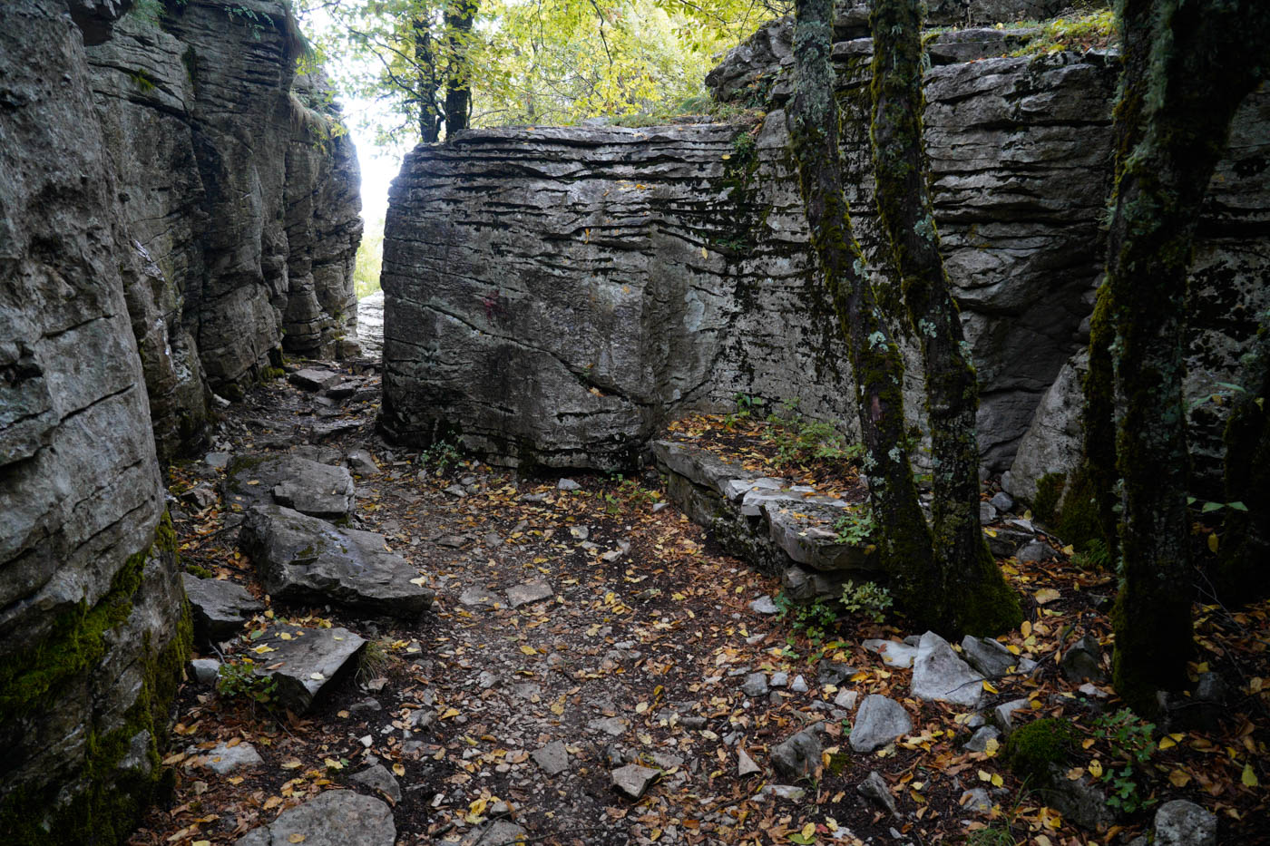 Felspassage auf dem Weg zum Beloi-(Balkon) Aussichtspunkt
