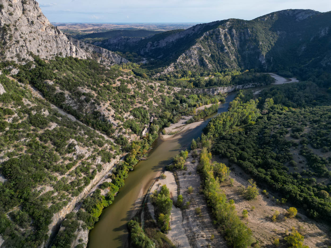 Flusslandschaft des Néstos Flusses in Nordgriechenland