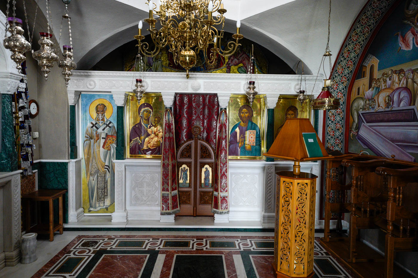 Innenaufnahme des Klostera Ágios Nikólaos bei Pórto Lágos