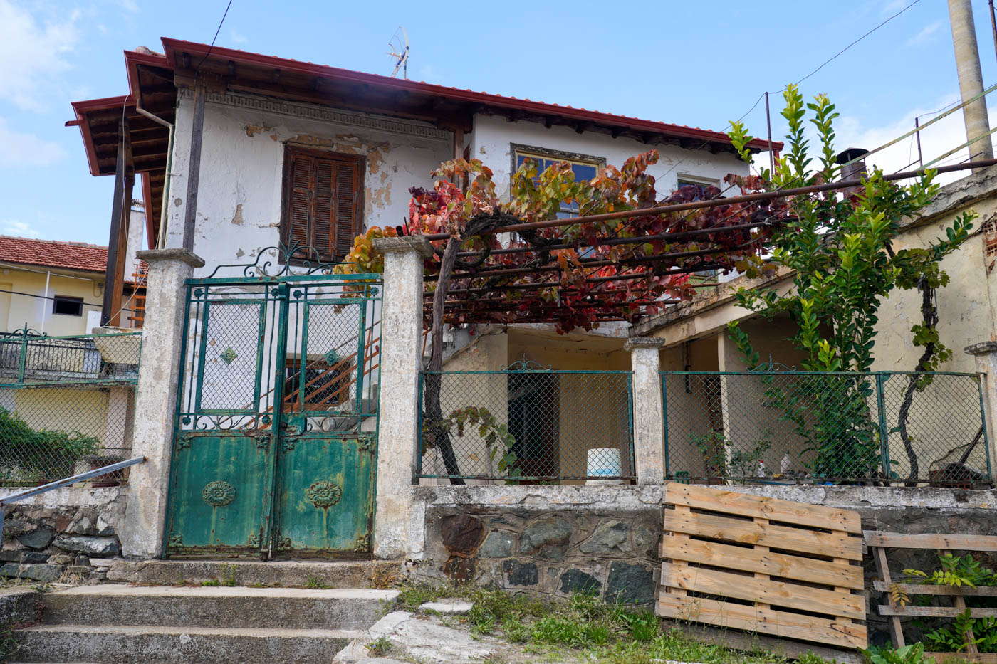 Altes Haus in Megáli Panagía, einem Bergdorf im Hinterland von Chalkidikí