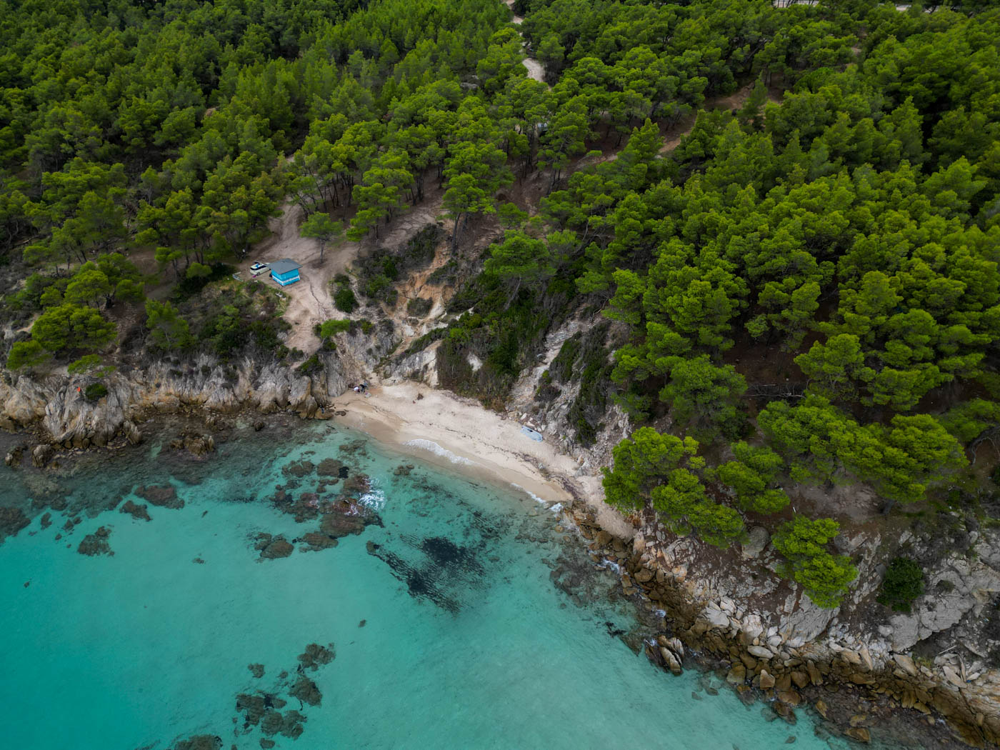 Der Mega Portokali Strand auf Sithonía aus der Vogelperspektive
