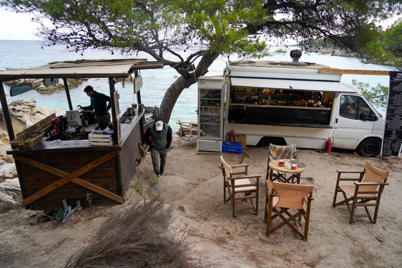 Strandbar am Paradies Strand auf Sithonía