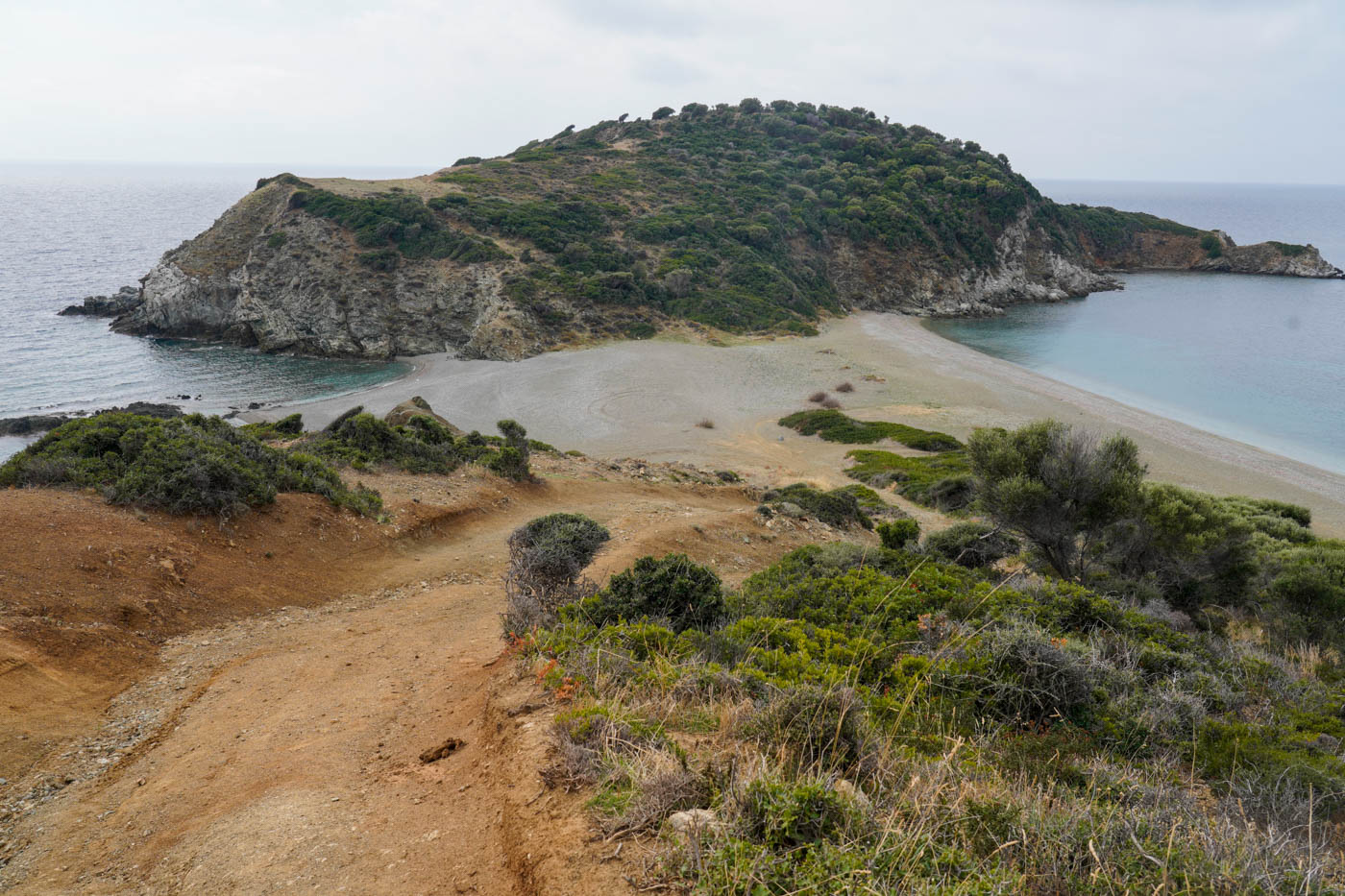 Doppelstrand am Kap Sithonía in Chalkidikí