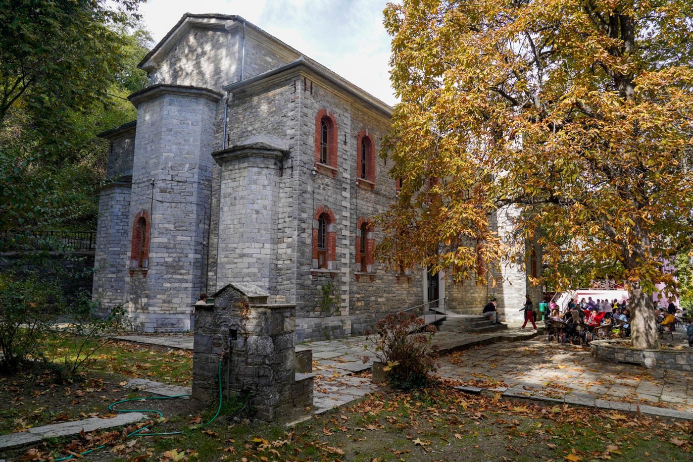 Kirche Agii Taxiarche in Tsangaráda