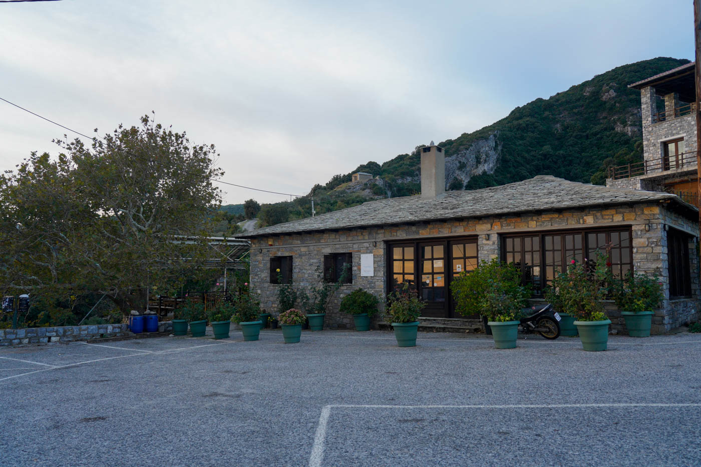 Fisch Restaurant Aggelika oberhalb vom Milopótomas Strand auf Pilion