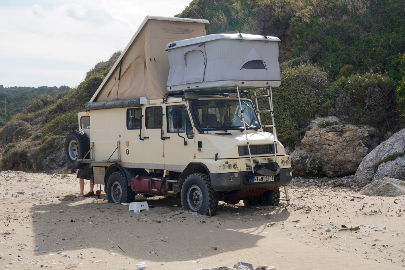 Wohnmobil am Strand am Melani Strand