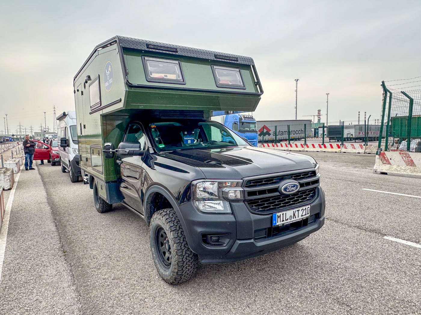 Konge-Mobil in Igouminitsa nach dem Checkin am Hafen